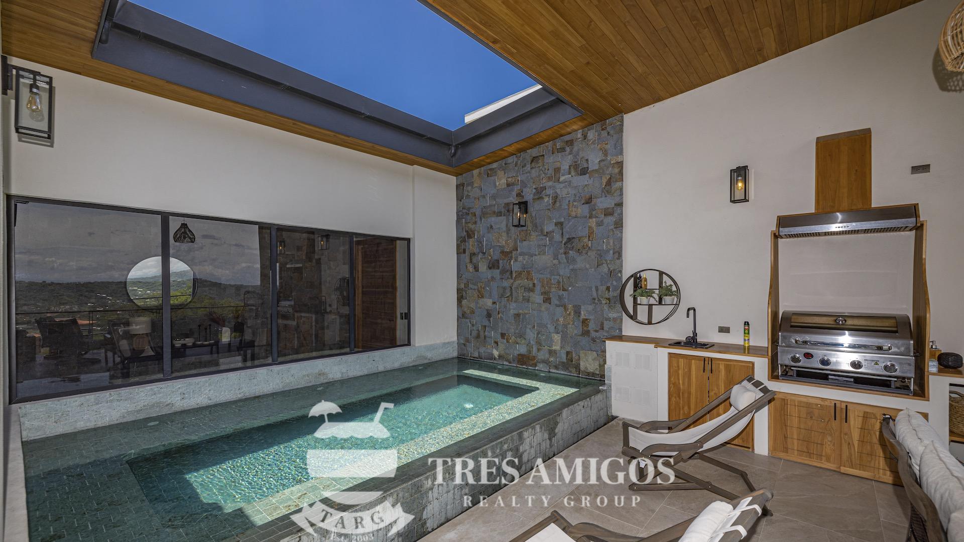 Casa Barranco Coco Bay Estates Lot 84 Playas del Coco Properties